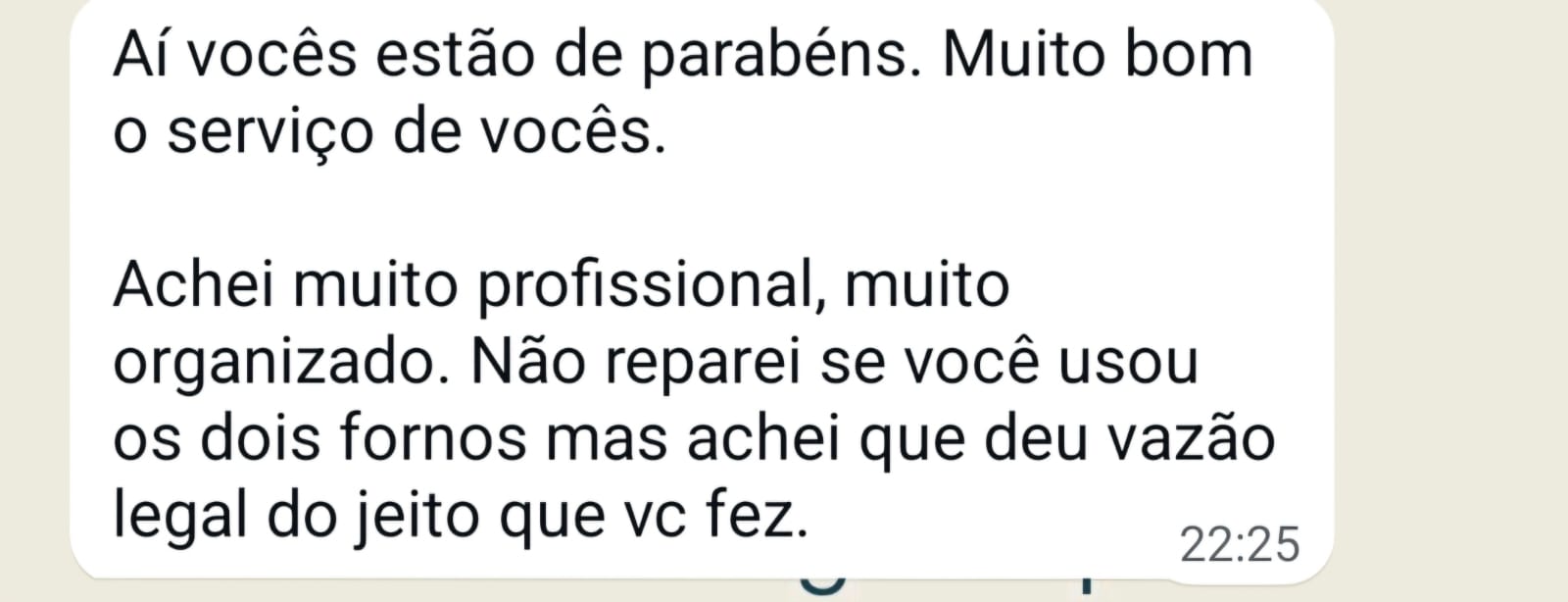 Cliente relata evento perfeito com pizzas leves